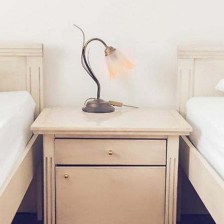 Engelhof Hotel ไวล์ไฮม์ อัน แดร์เท็ค ภายนอก รูปภาพ