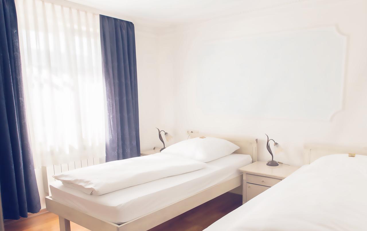 Engelhof Hotel ไวล์ไฮม์ อัน แดร์เท็ค ภายนอก รูปภาพ